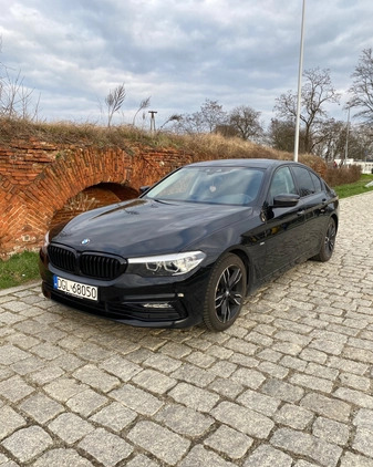 BMW Seria 5 cena 129900 przebieg: 119000, rok produkcji 2017 z Głogów małe 56